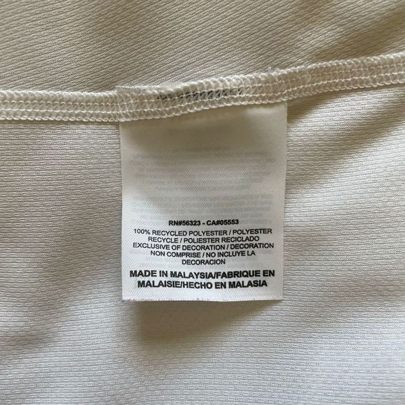 Nike “Journey For a Better World” Dri-Fit women’s white XL thin white top - Picture 7 of 15